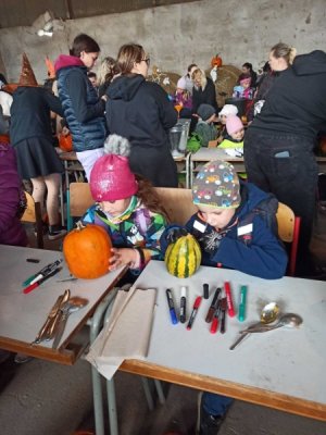 fe7522e1-cd1f-4ecc-a958-2091f6235ba3.jpeg